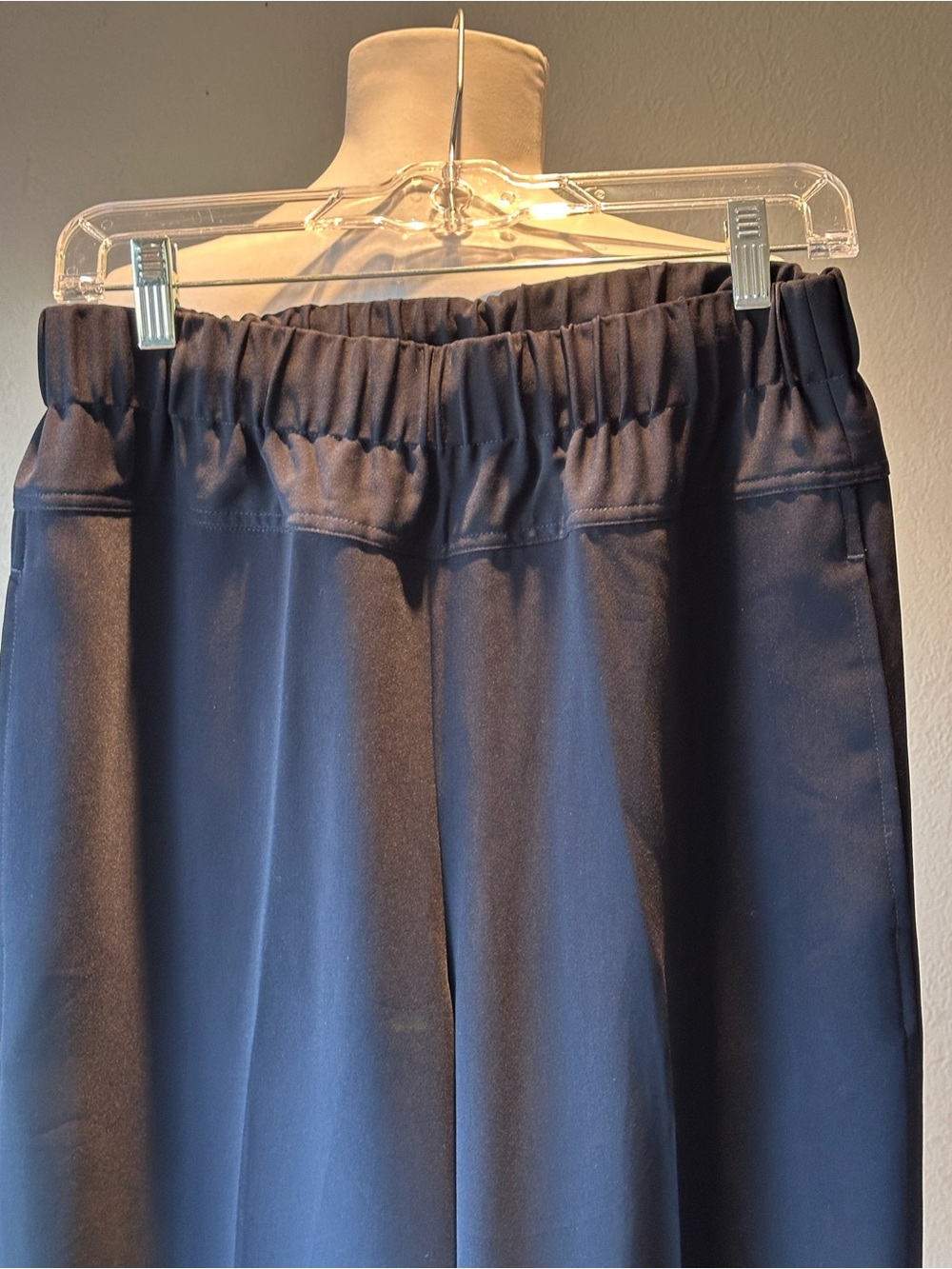 Sz BB Roucha Crepe Pants - Picture 2 of 9